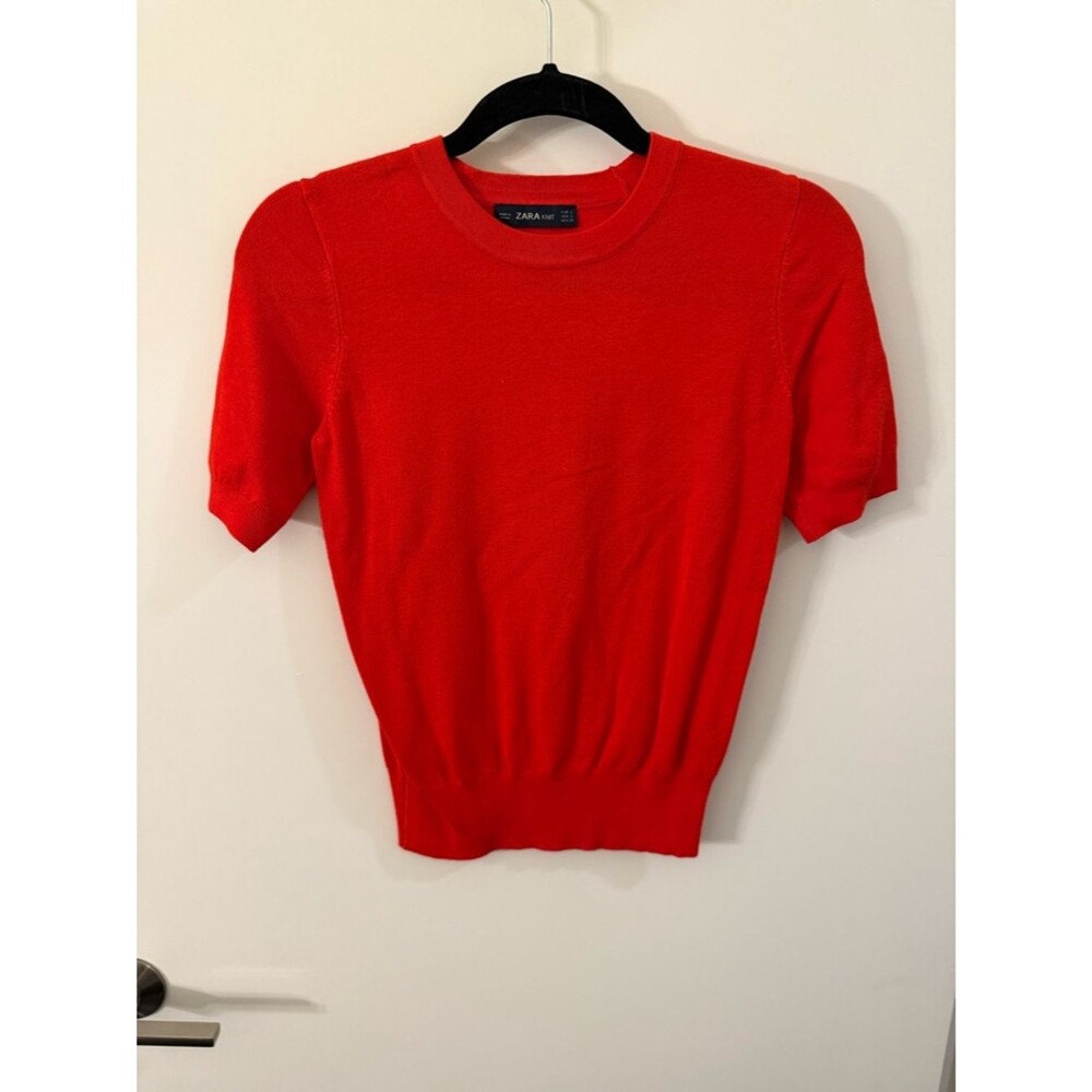 Zara Bright Red-Orange Short Sleeve Knit Tee